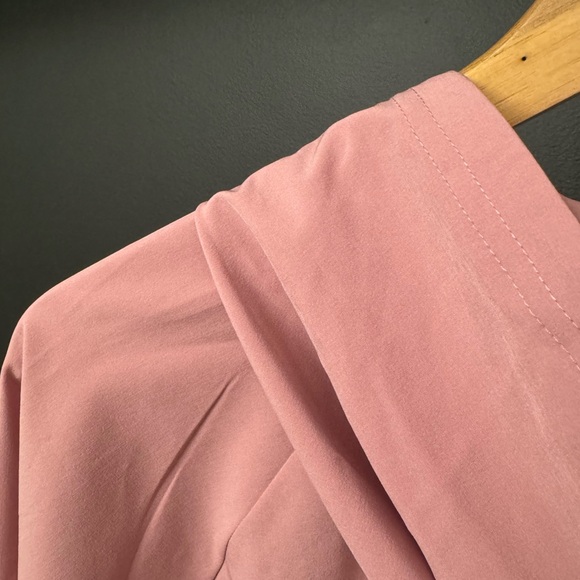 NWT Under Armour Women’s Full Zip Hooded Jacket Size Small - Picture 7 of 10